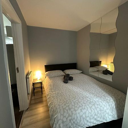 Central London - Ground Floor 2 Bedrooms Apartment Екстериор снимка